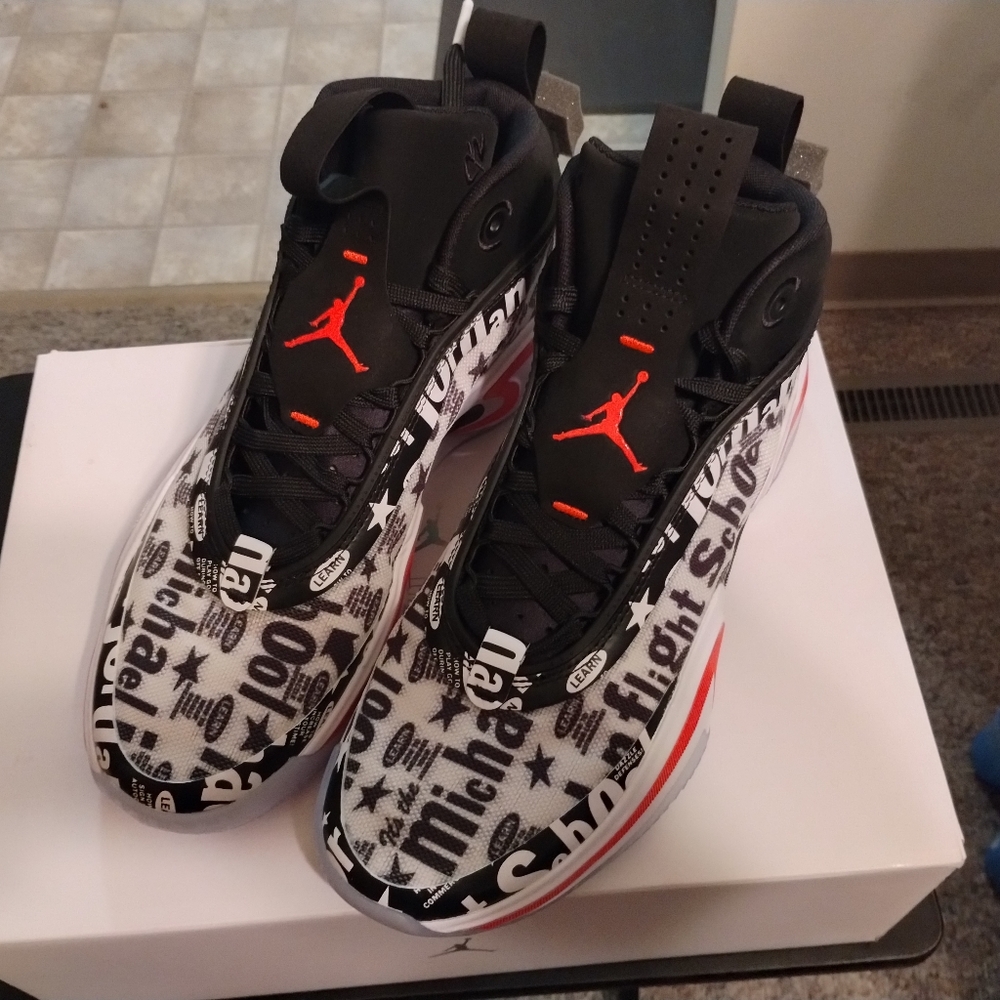 Brand new never worn JORDAN FLIGHT SCHOOL SHOES with box dead stock!